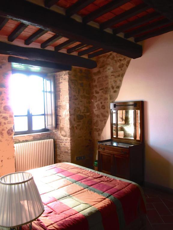 Castello Di Cisterna Lejlighedshotel Gaglietole Eksteriør billede