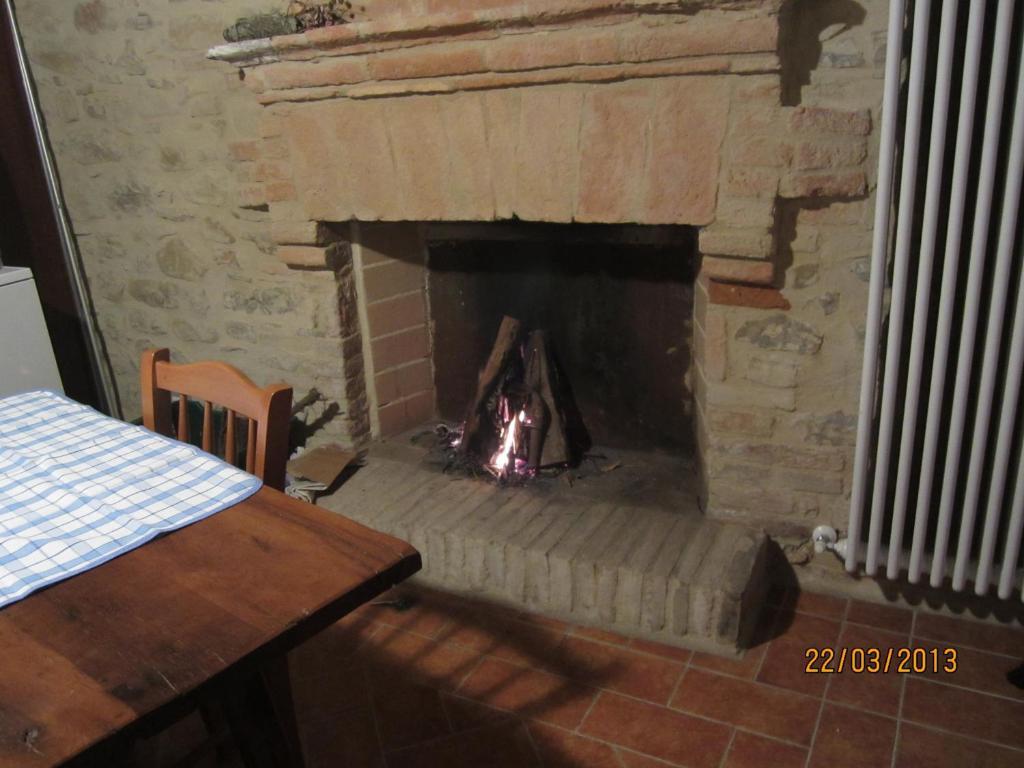 Castello Di Cisterna Lejlighedshotel Gaglietole Eksteriør billede